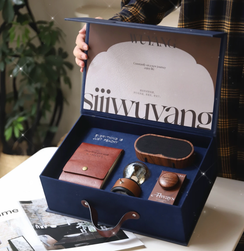 Magnetic Closure Boxes