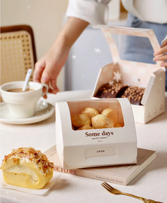 Custom Cake Boxes