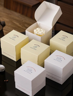 Custom Cake Boxes